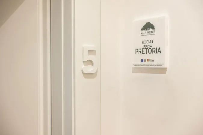 gallery room piazza pretoria (11)